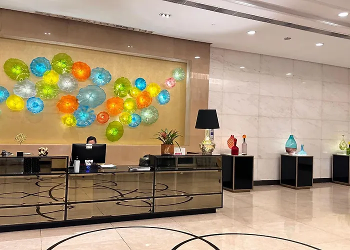 アパートホテル Adahkumaya Luxury マニラ市