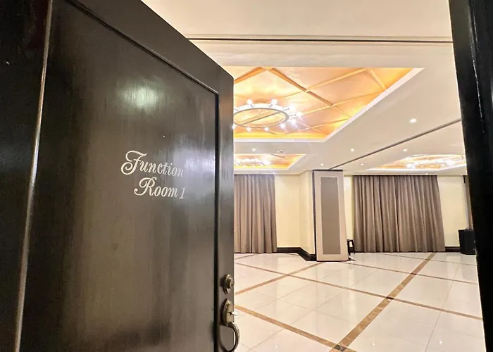 Adahkumaya Luxury マニラ市
